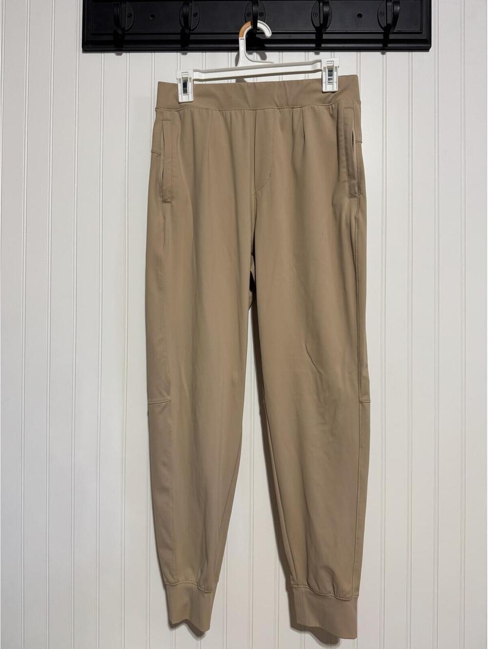 G Gradual Women Tan Hiking Joggers Zipper Pockets Medium